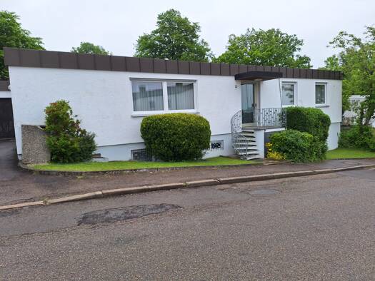 Bungalow zum Kauf 499.000 € 6 Zimmer 195 m² 641 m² Grundstück frei ab sofort Donauwörth 86609