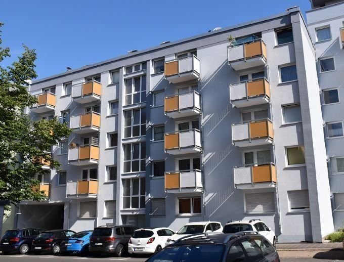 Studio zur Miete 350 € 1 Zimmer 30 m²<br/>Wohnfläche 3.<br/>Geschoss 01.12.2024<br/>Verfügbarkeit Grolandstraße 11 Uhlandstraße Nürnberg 90408