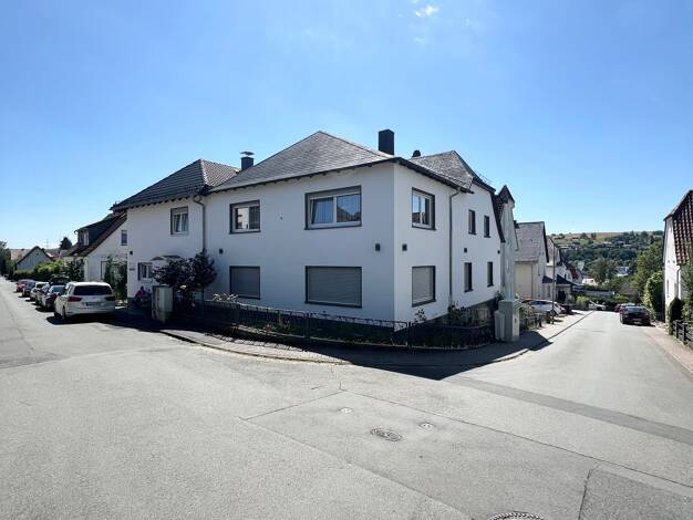 Wohnung zum Kauf 420.000 € 7 Zimmer 189,5 m² 2. Geschoss Friedenstraße 8 Werdorf Aßlar 35614