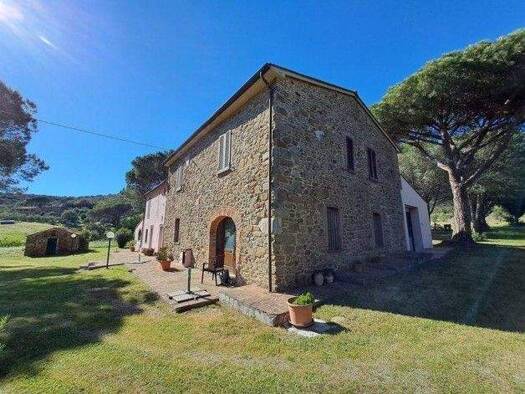 Einfamilienhaus zum Kauf 2.800.000 € 9 Zimmer 750 m² 180.000 m² Grundstück Castiglione 58043