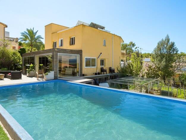 Villa zum Kauf 1.400.000 € 6 Zimmer 274 m² 975 m² Grundstück El Toro 07181