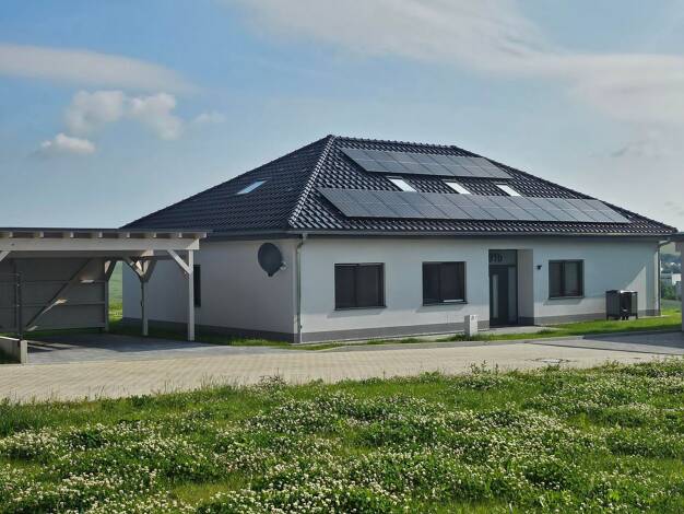 Einfamilienhaus zum Kauf provisionsfrei 519.000 € 7 Zimmer 220 m² 854 m² Grundstück Hauptstraße 91 Berthelsdorf Weißenborn/Erzgebirge 09600