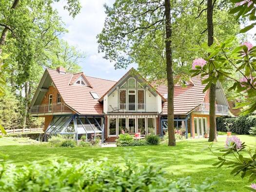 Einfamilienhaus zum Kauf 995.000 € 7 Zimmer 390 m² 1.557 m² Grundstück Gifhorn Gifhorn 38518