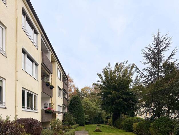 Wohnung zum Kauf 130.000 € 2 Zimmer 77 m² Geschoss 3/3 frei ab sofort Wittorf Neumünster 24539