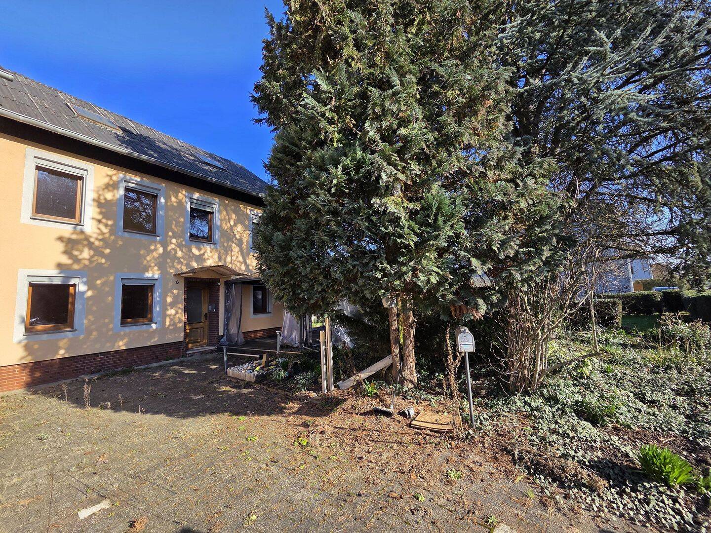 Immobilie in Wasserliesch - Ausbauhaus nicht nur für den Handwerker, mit kluger Raumaufteilung, Terrasse und kleinem Garten - Bild 0