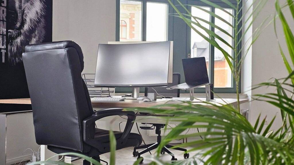 Bürofläche zur Miete provisionsfrei 8,50 € 4 Zimmer 170 m² Bürofläche Reichsstraße 48 Kaßberg Chemnitz 09112