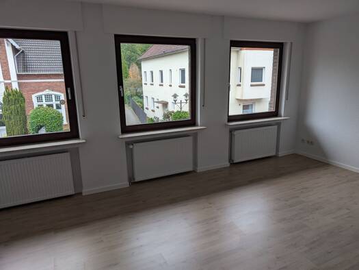 Wohnung zur Miete 890 € 3 Zimmer 85 m² Geschoss 1/2 frei ab sofort Bad Zwischenahn I Bad Zwischenahn 26160