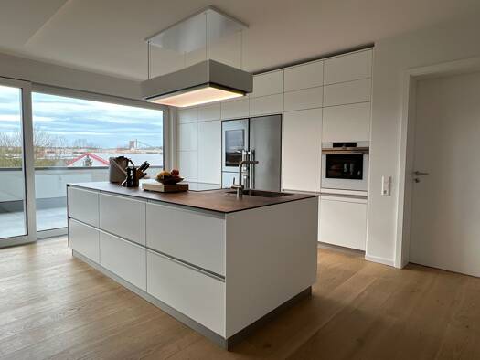 Wohnung zur Miete 2.500 € 6 Zimmer 205 m² 3. Geschoss Hainstadt Buchen (Odenwald) 74722