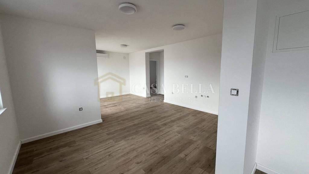 Wohnung zum Kauf 400.000 € 4 Zimmer 123 m² 1. Geschoss Crikvenica Centar