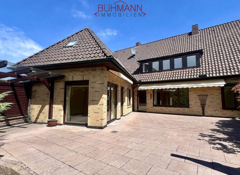 Mehrfamilienhaus zum Kauf 799.000 € 19 Zimmer 585 m²<br/>Wohnfläche 998 m²<br/>Grundstück Kirchhorsten Helpsen 31691