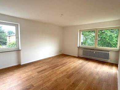 Wohnung zur Miete 810 € 4 Zimmer 77,1 m² 1. Geschoss frei ab sofort Brixener Straße 4 Amberg 92224