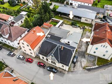 Mehrfamilienhaus zum Kauf als Kapitalanlage geeignet 185.000 € 9 Zimmer 214,2 m² 747 m² Grundstück Dr.-Wilhelm-Külz-Straße 10 Oberpöllnitz Triptis 07819