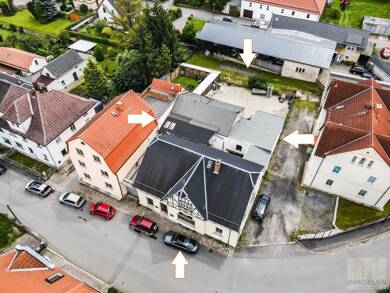 Mehrfamilienhaus zum Kauf als Kapitalanlage geeignet 185.000 € 9 Zimmer 214,2 m² 747 m² Grundstück Dr.-Wilhelm-Külz-Straße 10 Oberpöllnitz Triptis 07819