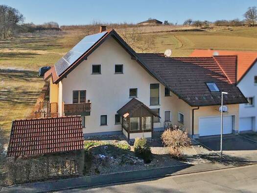 Einfamilienhaus zum Kauf 399.000 € 7 Zimmer 260 m² 975 m² Grundstück Trieb Lichtenfels 96215