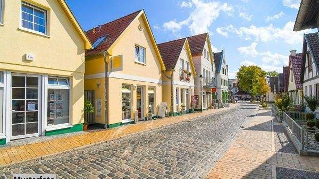 Mehrfamilienhaus zum Kauf 670.000 € 11 Zimmer 393 m² 230 m² Grundstück Janahof Cham 93413