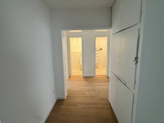 WG-Zimmer zur Miete 670 € 22 m² Geschoss 2/5 frei ab sofort Bad Cannstatt Stuttgart 70372