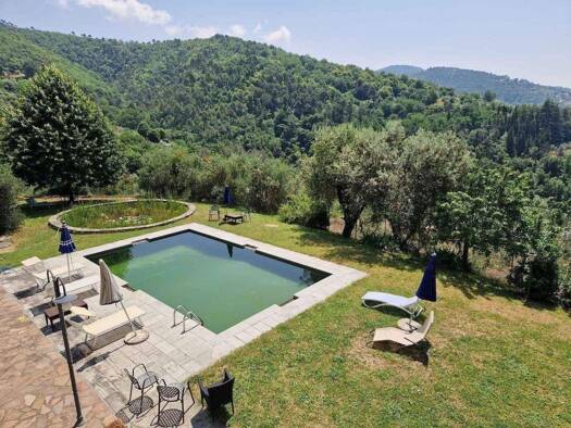 Haus zum Kauf 790.000 € 434 m² 1.780 m² Grundstück frei ab sofort Reggello