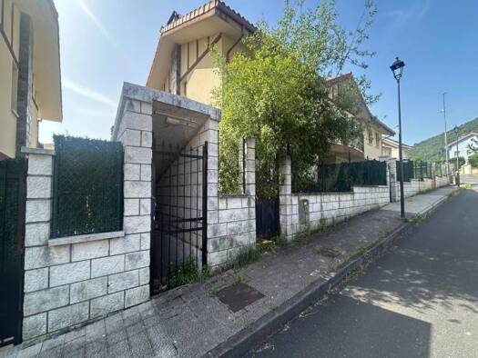 Chalet zum Kauf 370.000 € 4 Zimmer 230 m² BARRIO SAMANO 255 Castro-Urdiales 39709