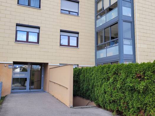 Wohnung zur Miete 1.100 € 3,5 Zimmer 93 m² Geschoss 1/8 frei ab sofort Weichter Straße 3 Buchloe 86807