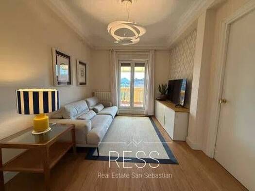 Penthouse zur Miete 1.800 € 3 Zimmer 90 m² 5. Geschoss Mandasko Dukea Pasealekua, 25 San Sebastián 20012