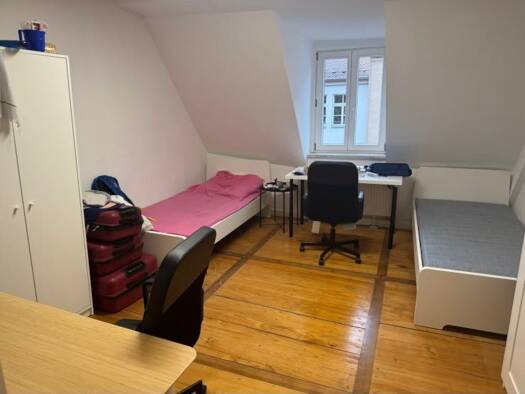 WG-Zimmer zur Miete 330 € 17 m² frei ab sofort Hauptstraße Innenstadt Erlangen 91054