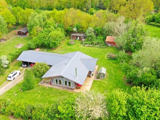 Bungalow zum Kauf 359.000 € 6 Zimmer 150 m² 3.231 m² Grundstück Frestedt 25727