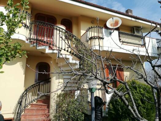 Villa zum Kauf 350.000 € 9 Zimmer 350 m² 1.200 m² Grundstück frei ab sofort Casoli 66043
