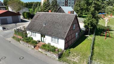 Einfamilienhaus zum Kauf 50.000 € 4 Zimmer 82 m² 936 m² Grundstück Gielow Gielow 17139