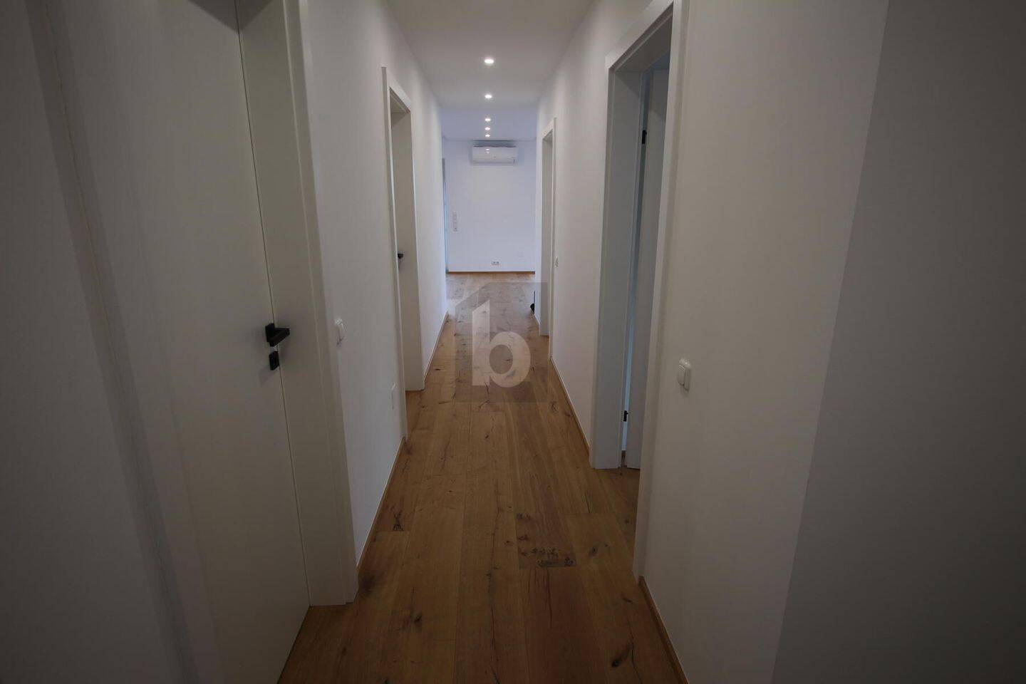 Wohnung – Linz, Altstadtviertel, Innere Stadt - Ansicht 2
