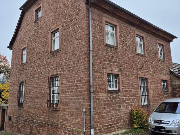 Einfamilienhaus zum Kauf provisionsfrei 7 Zimmer 1.676 m² Grundstück Herrngasse 1 Trennfeld Triefenstein 97855