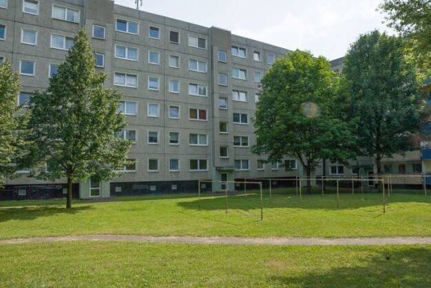 Wohnung zur Miete nur mit Wohnberechtigungsschein 511 € 3 Zimmer 64,3 m² 2. Geschoss frei ab 20.09.2025 Harthaer Str. 14 Neu-Omsewitz (Harthaer Str.-West) Dresden 01169