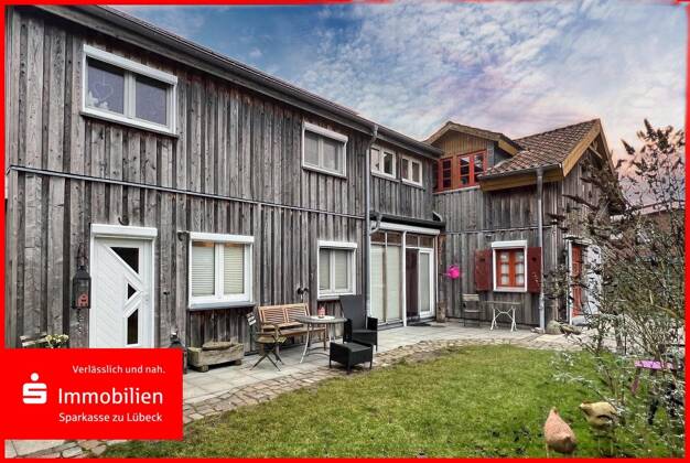 Doppelhaushälfte zum Kauf 569.000 € 7 Zimmer 209 m² 1.196 m² Grundstück Bad Schwartau 23611