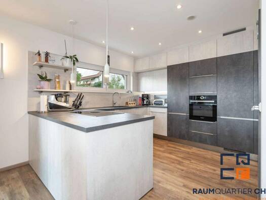 Haus zum Kauf 6 Zimmer 230 m² 1.500 m² Grundstück Neualbenreuth Bad Neualbenreuth 95698