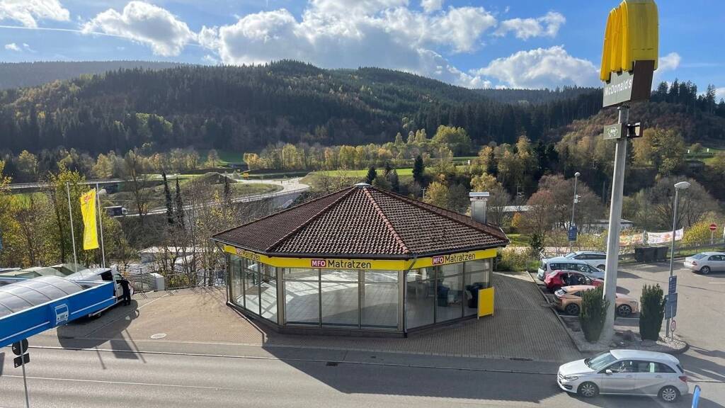 Ladenfläche zur Miete provisionsfrei 1.700 € 273 m² Verkaufsfläche Titiseestr. 11 Neustadt Titisee-Neustadt 79822