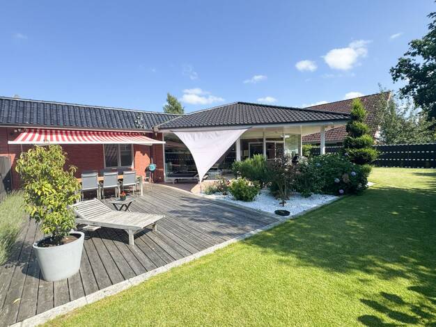 Einfamilienhaus zum Kauf 799.000 € 7 Zimmer 182,6 m² 1.615 m² Grundstück Moorrege 25436