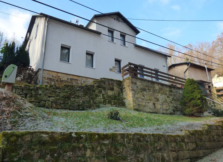Mehrfamilienhaus zum Kauf 197.500 € 9 Zimmer 155 m²<br/>Wohnfläche 2.770 m²<br/>Grundstück Schöna Reinhardtsdorf-Schöna 01814