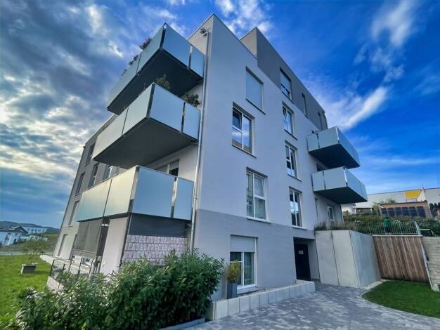 Wohnung zur Miete 810 € 2 Zimmer 70 m² frei ab 01.12.2026 Zöllnitz 07751
