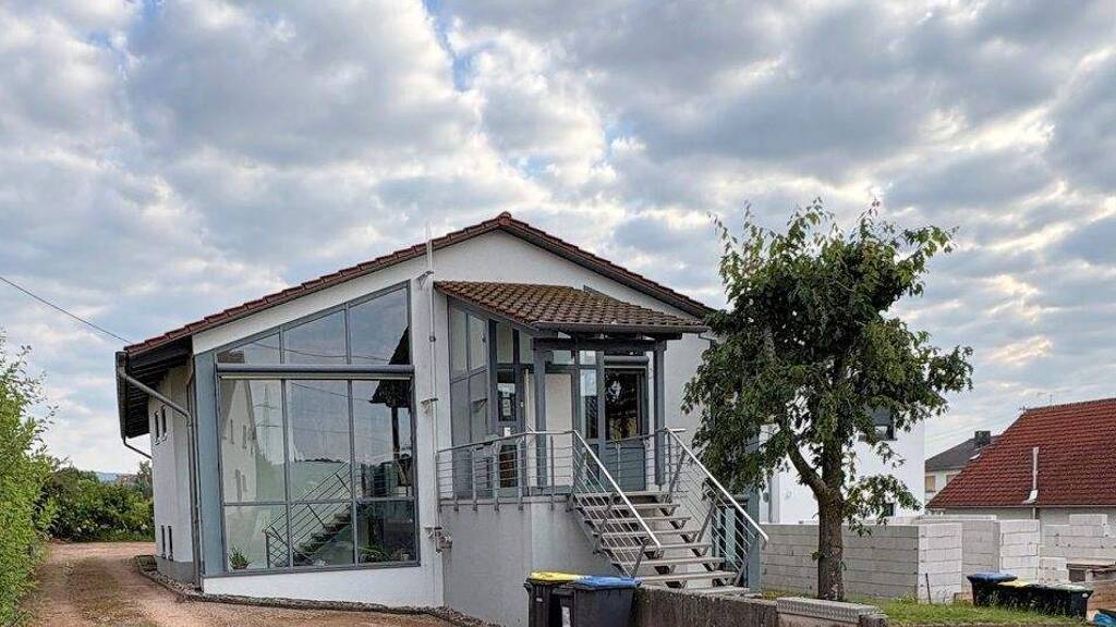 Einfamilienhaus zum Kauf 399.000 € 7 Zimmer 307,6 m² 2.429 m² Grundstück frei ab sofort Losheim Losheim am See 66679