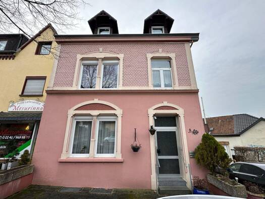 Mehrfamilienhaus zum Kauf 340.000 € 5 Zimmer 101 m² 256 m² Grundstück frei ab sofort Hennef Hennef (Sieg) 53773