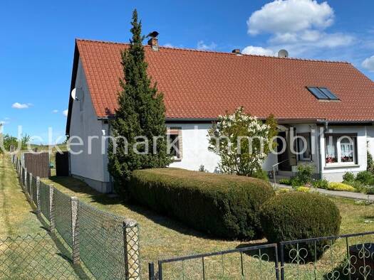 Haus zum Kauf 134.000 € 3 Zimmer 100 m² 1.276 m² Grundstück frei ab sofort Beuteler Straße 66 Beutel Templin 17268