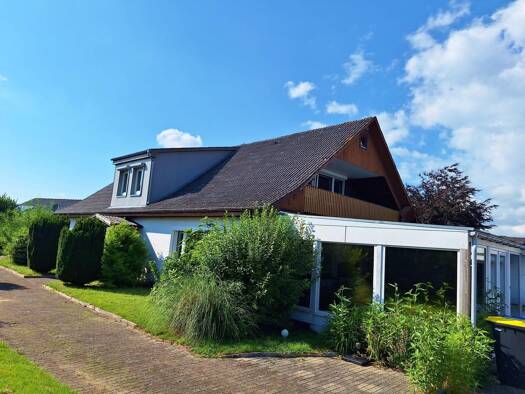 Einfamilienhaus zum Kauf 268.000 € 7 Zimmer 233 m² 1.726 m² Grundstück Nordhastedt 25785