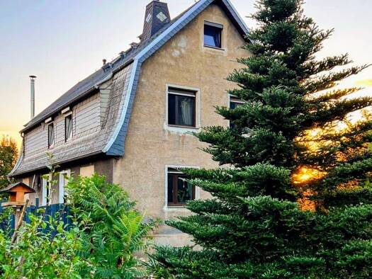 Einfamilienhaus zum Kauf provisionsfrei 410.000 € 6,5 Zimmer 200 m² 850 m² Grundstück frei ab sofort Stollberger Straße 53 Gersdorf 09355