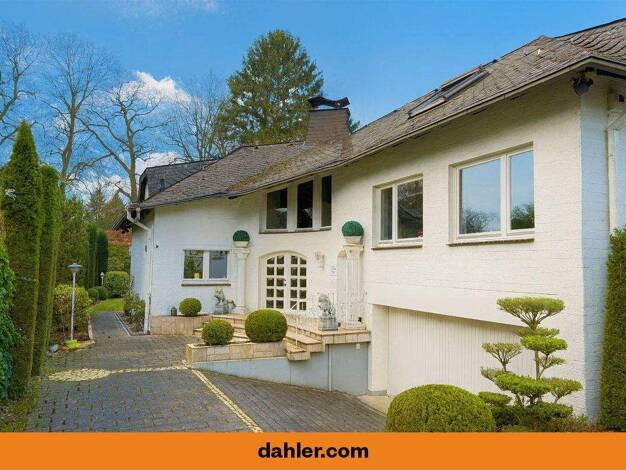Villa zum Kauf 8,5 Zimmer 416 m² 1.195 m² Grundstück Großburgwedel Burgwedel / Großburgwedel 30938