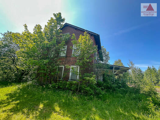 Haus zum Kauf 25.000 € 14 Zimmer 300 m² 1.218 m² Grundstück Grünbach-Muldenberg Grünbach / Muldenberg 08223