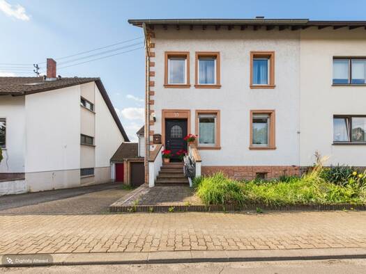 Einfamilienhaus zum Kauf 198.000 € 7 Zimmer 129,9 m² 851 m² Grundstück Schwalbach Schwalbach 66773