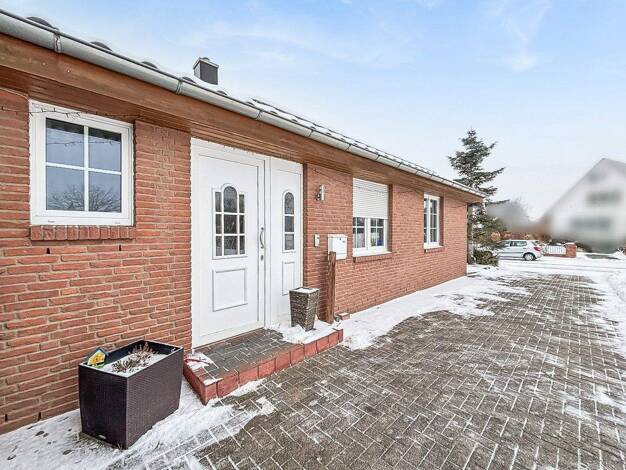 Bungalow zum Kauf 300.000 € 4 Zimmer 125 m² 677 m² Grundstück Eddesse Edemissen 31234