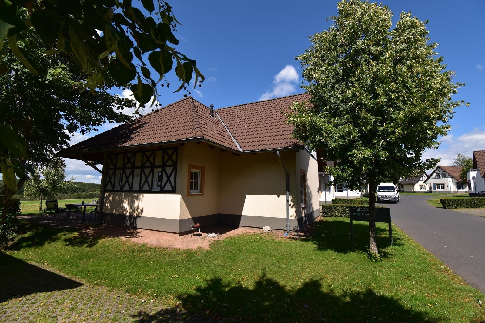 Einfamilienhaus zum Kauf 275.000 € 6 Zimmer 132 m²<br/>Wohnfläche 472 m²<br/>Grundstück Am Kellerborn 1 Eller Cochem 56812