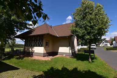 Einfamilienhaus zum Kauf 275.000 € 6 Zimmer 132 m² 472 m² Grundstück Am Kellerborn 1 Eller Cochem 56812