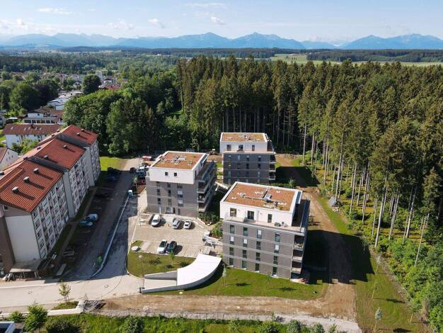 Wohnung zum Kauf provisionsfrei als Kapitalanlage geeignet 398.000 € 3 Zimmer 72,4 m² Hofer Straße 15 Traunreut 83301