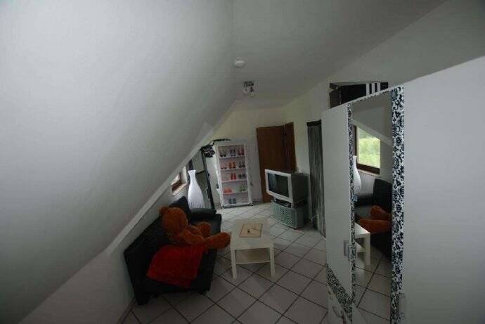 Property thumbnail 35